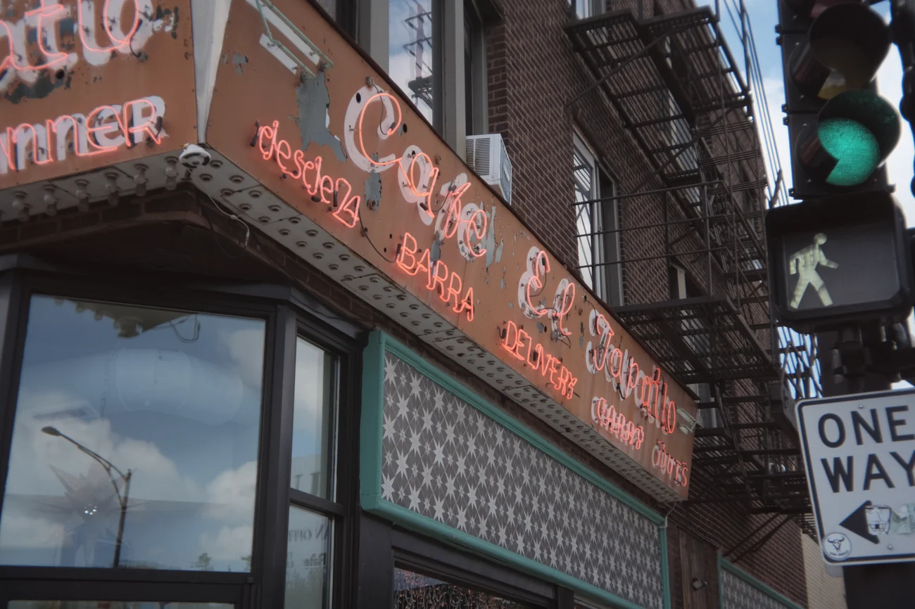 Cafe cafe.webp
